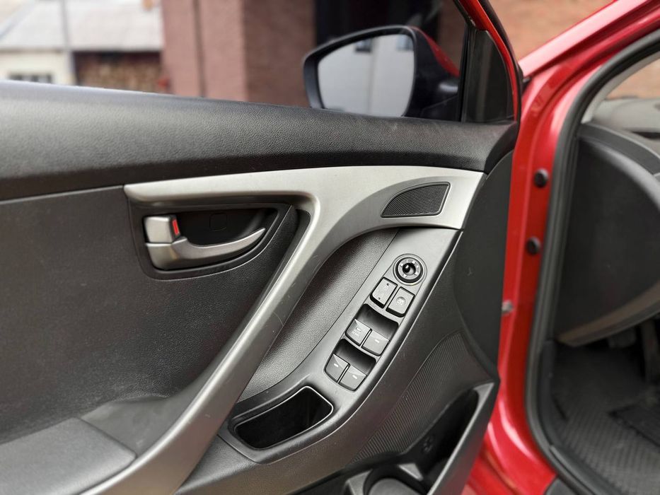 Офіційна Елантра на автоматі