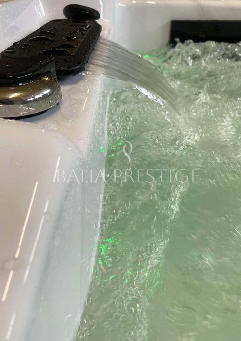 Balia ogrodowa akrylowa nowoczesna STEROWANA MODUŁEM WI-FI BALBOA