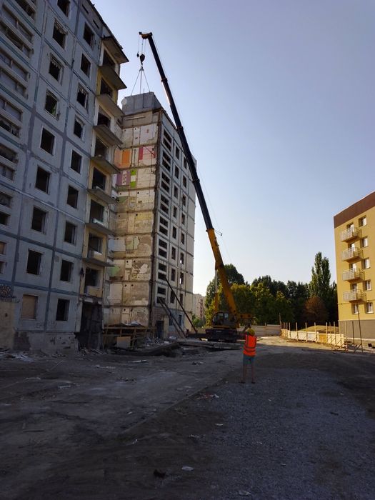 Демонтаж любой сложности домов