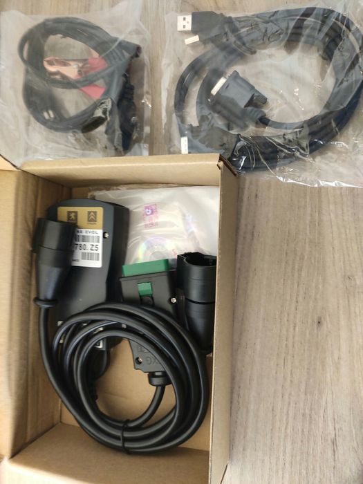 Диагностический адаптер Lexia 3 Full Chip для Пежо и Ситроен