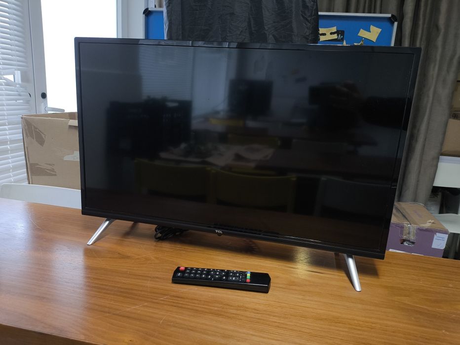 TV TCL 32D4300 (LED - 32'' HD)