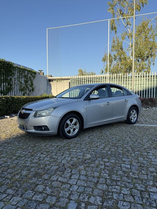 Chevrolet Cruze LS 1.6
