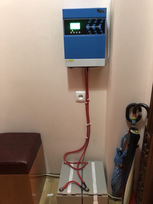 Гібридний інвертор