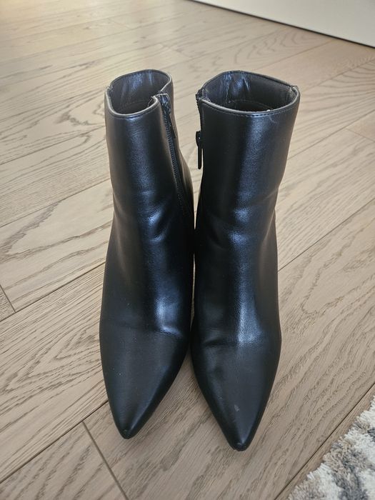 Buty na zimę na koturnie, rozmiar 39