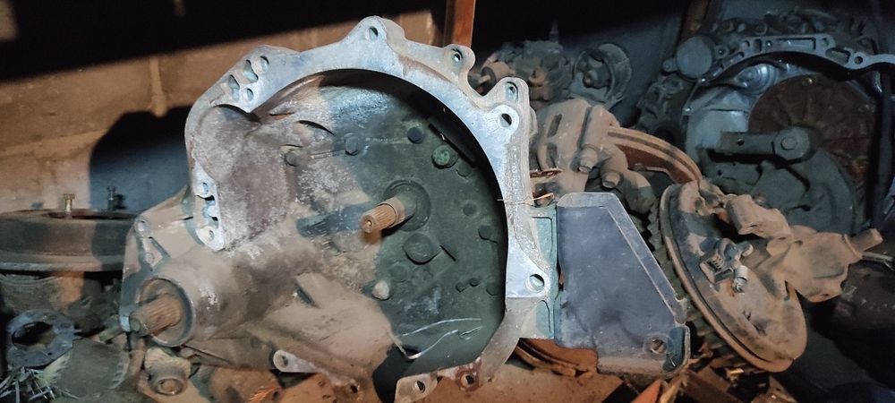 Продам КПП механика Митсубиши Каризма 1.6л