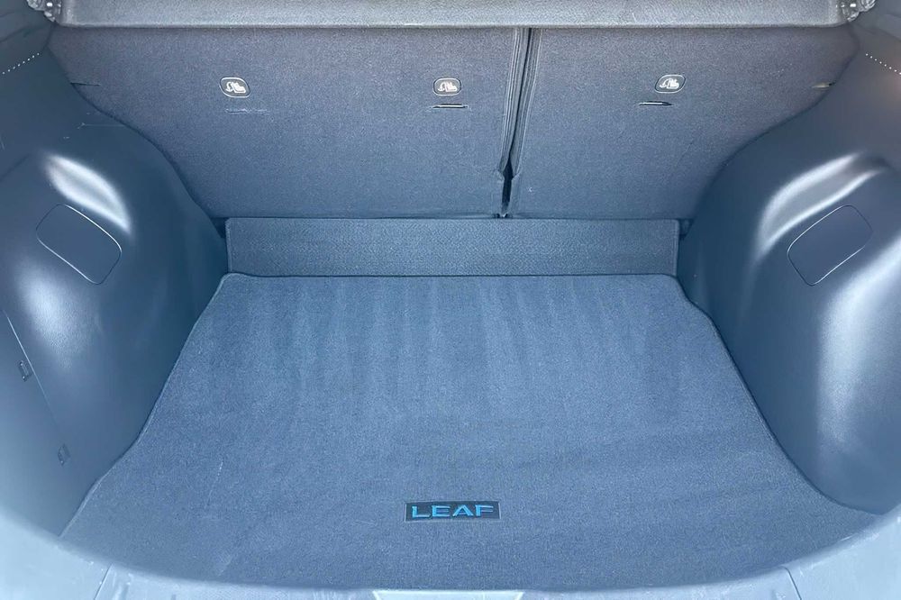 Nissan LEAF SL 2019 зі США, від $7 797 — доставка й розмитнення під ключ