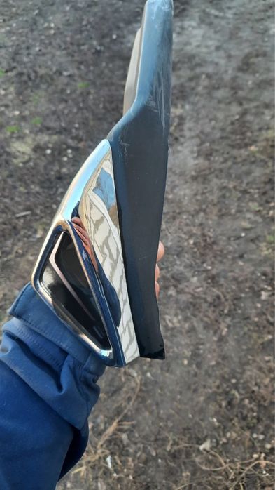 Розборка Lifan sr 220 є сірий боковий пластик