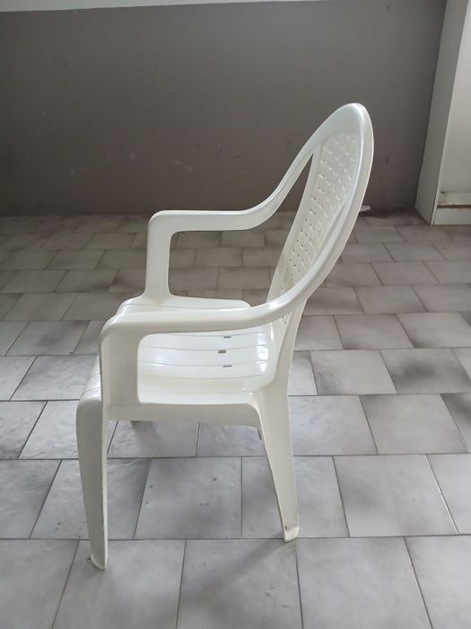 Cadeira jardim plástico