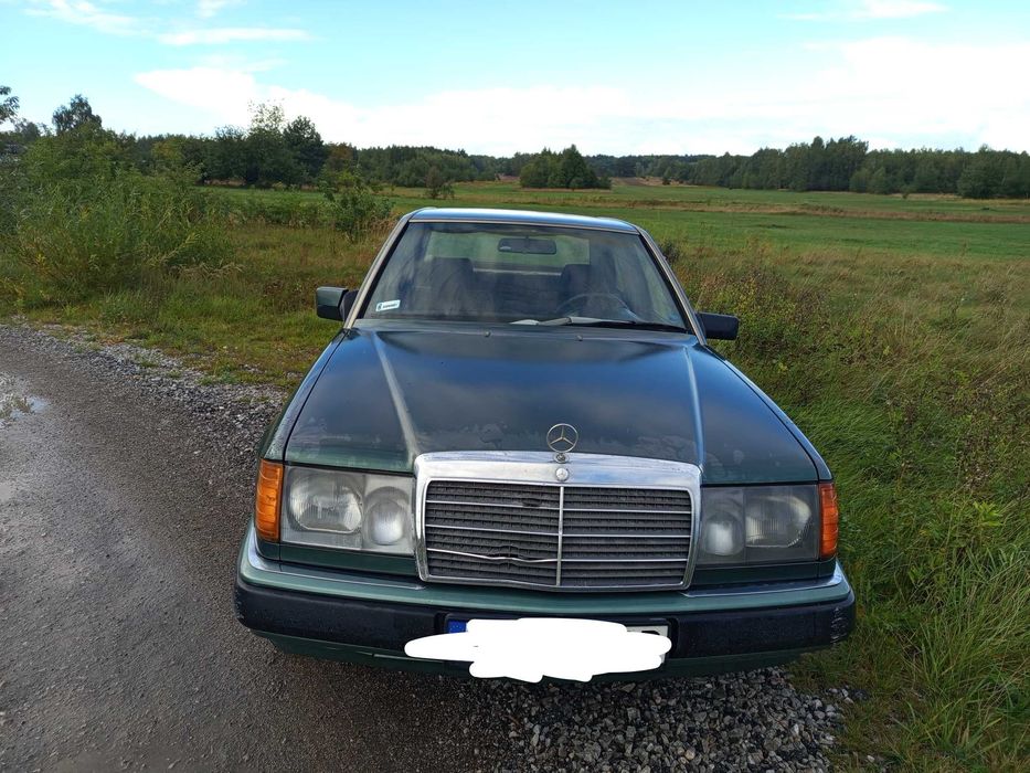 Mercedes-Benz W124