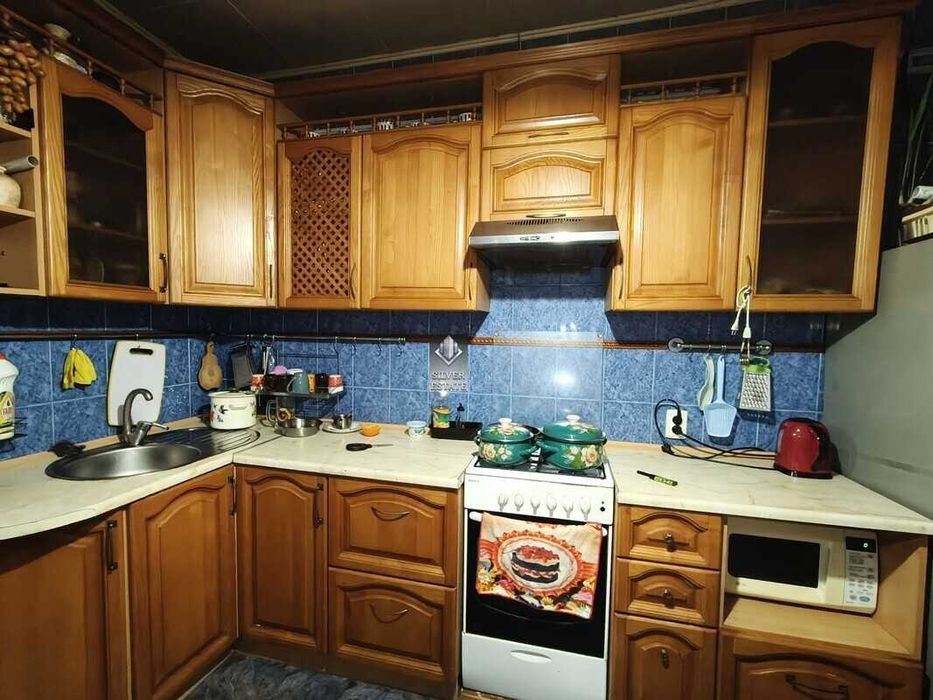 Продаж 4-кімнатної квартири, вул. Калнишевського, Хортицький район