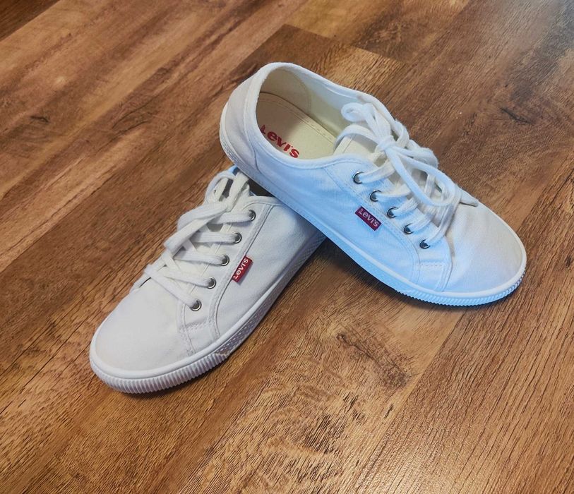 Кеди жіночі Levi's білі бавовняні
