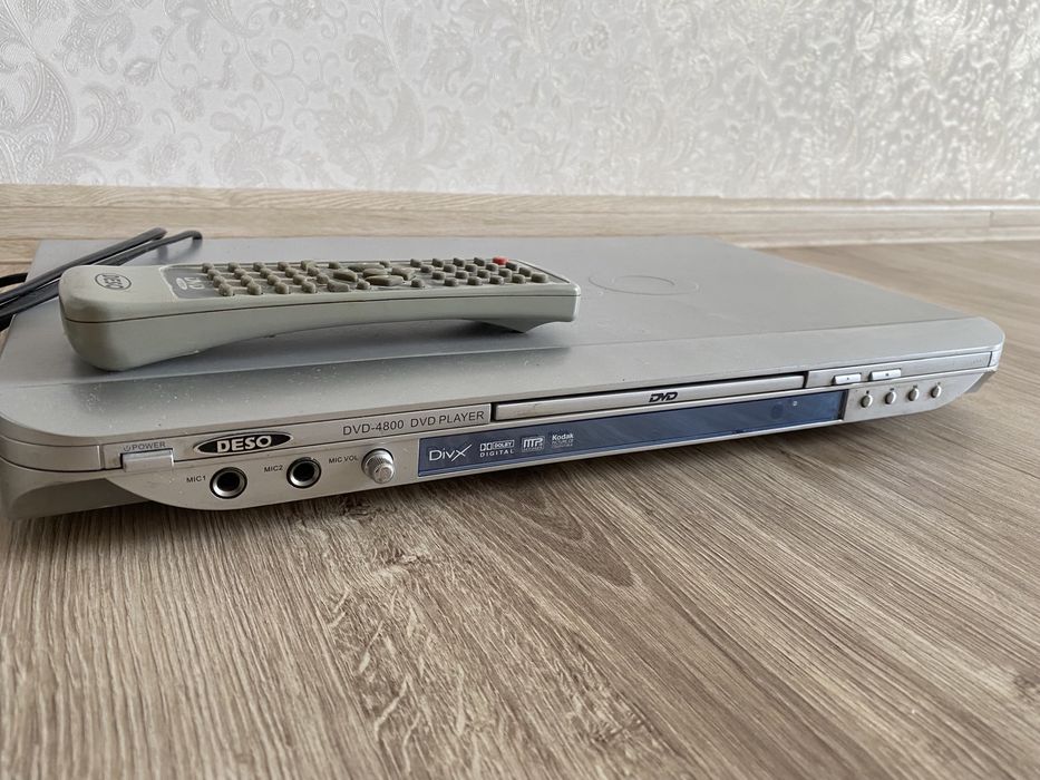 ДВД-4800 програвач Deso