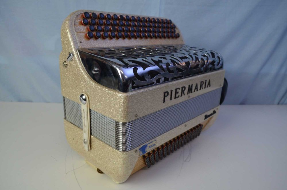 Piermaria Accordion, 3-Voice, No. 10764740296912769122