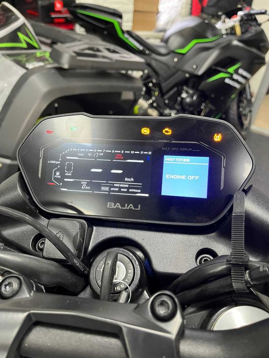 Мотоцикл Bajaj Pulsar NS 400