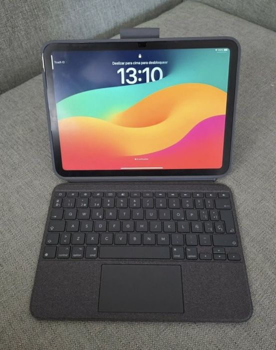 Tablet IPad 10 gen novo garantia opção logitech combo  Touch