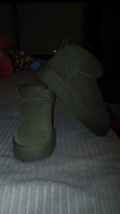 Продам угг натуральне хутро