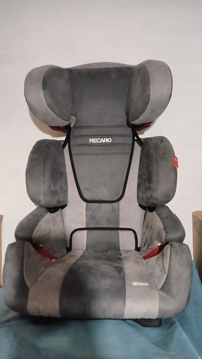 Fotelik Recaro Milano (15-36 kg) - Szaro-srebrny, Stan dobry
