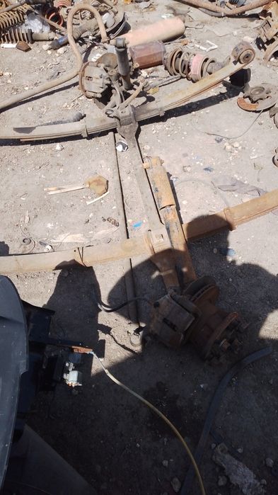 Продам переднюю балку газель