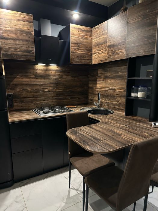 Затишна 2-кімнатна квартира на Подолі — довгострокова оренда!