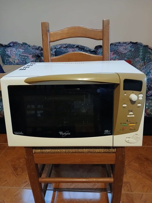 Forno microondas