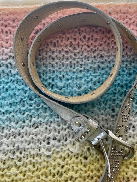 Продам жіночий шкіряний ремінь зі стразами