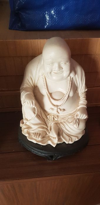 Buda 20cm aproximadamente