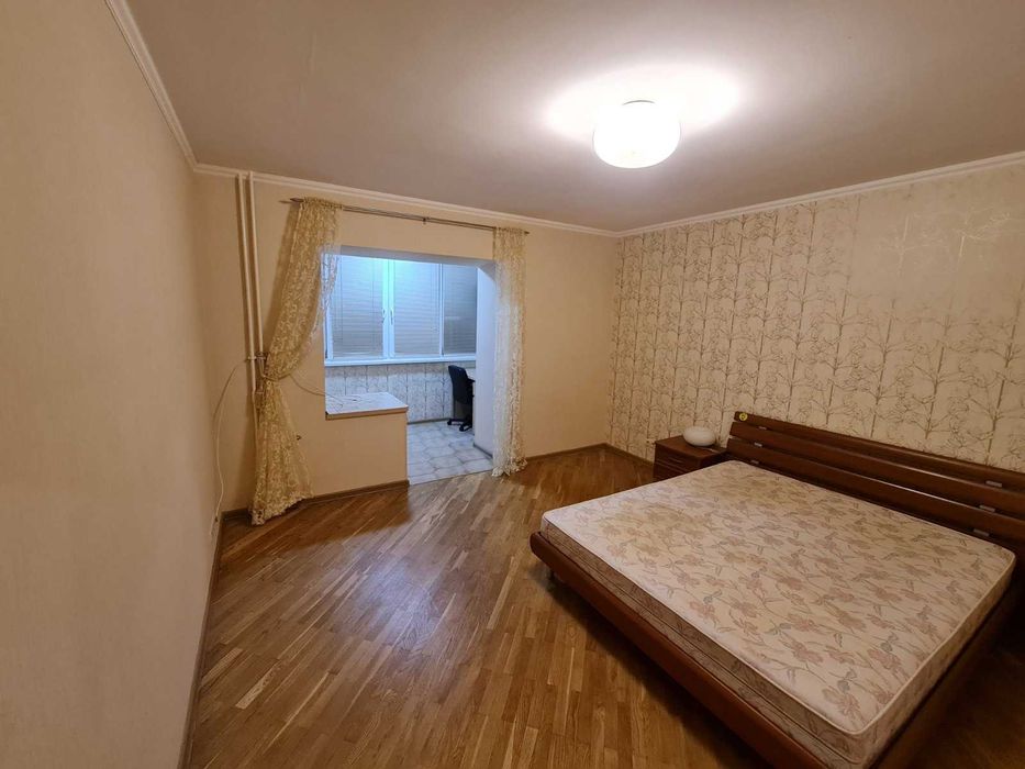 Здам 2 кімнатну квартиру за адресою Урлівська 4,Позняки, ТЦ River Mall