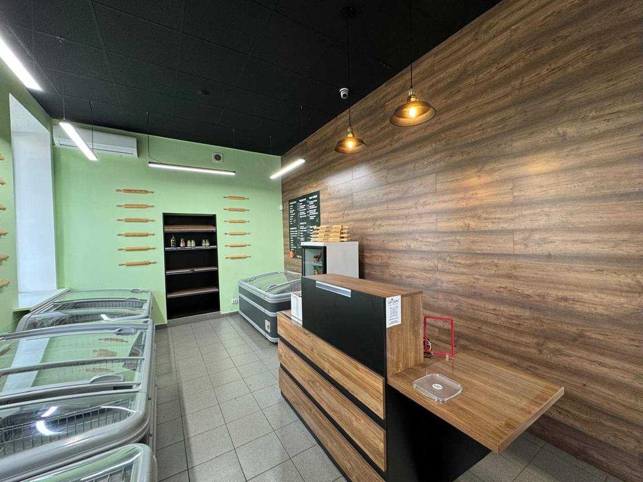 Продаж приміщеня та готового виробництва подуктів харчування