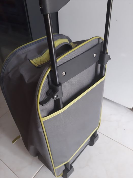 Malas  viagem tipo troly  ( medias  ] 50-30-25 impecaveis