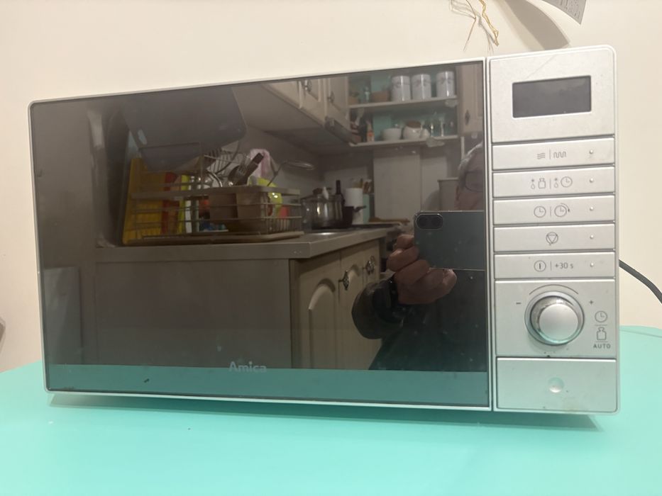 Mikrofalówka Amica model AMM20E70GS