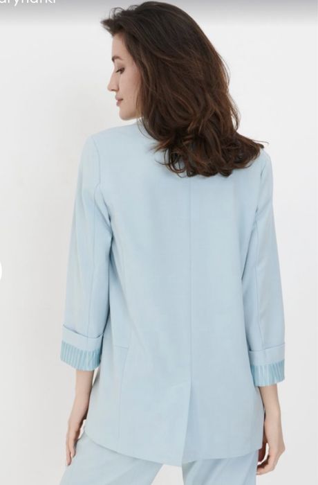 Błękitna miętowa turkusowa marynarka