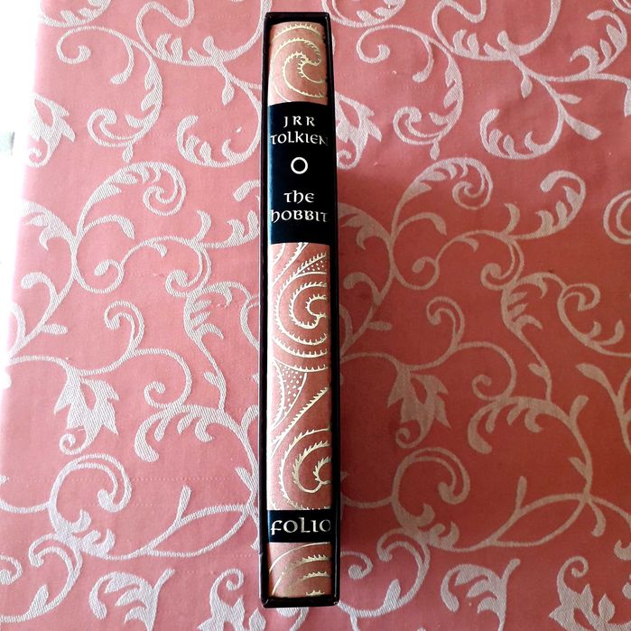J R R Tolkien - The Hobbit - Folio Society Edition Slipcase 1997 ENG