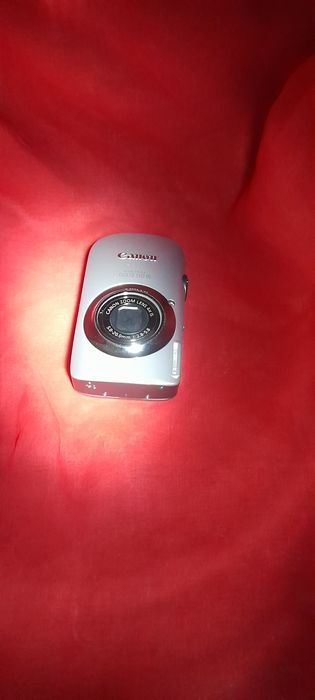 Câmera fotografica Canon IXUS 110 IS