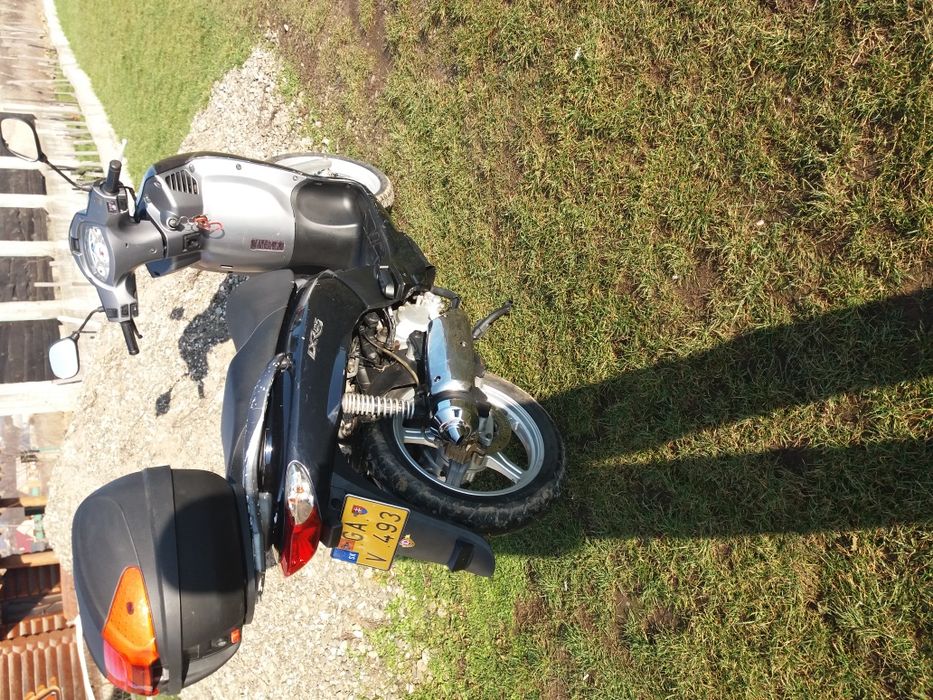 Peugeot LXR-125 скутер