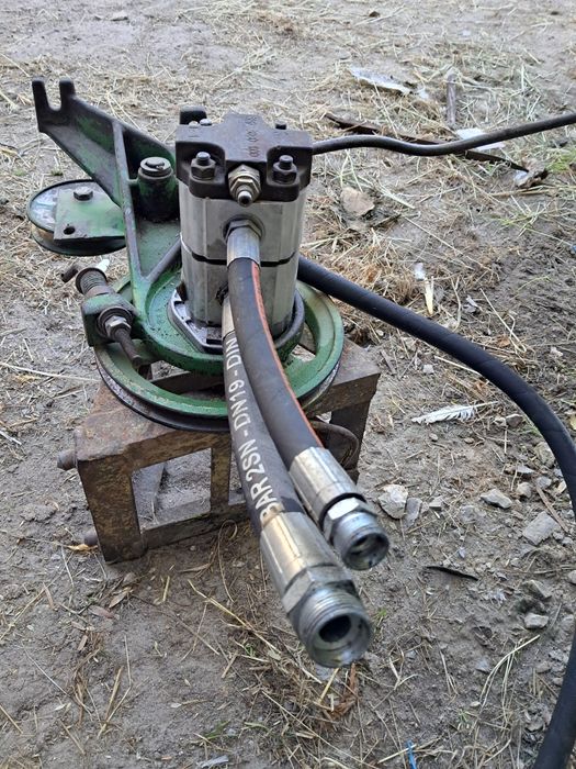 Pompa hydrauliczna John Deere 965, 970, 975, 1072, 1174, 1177