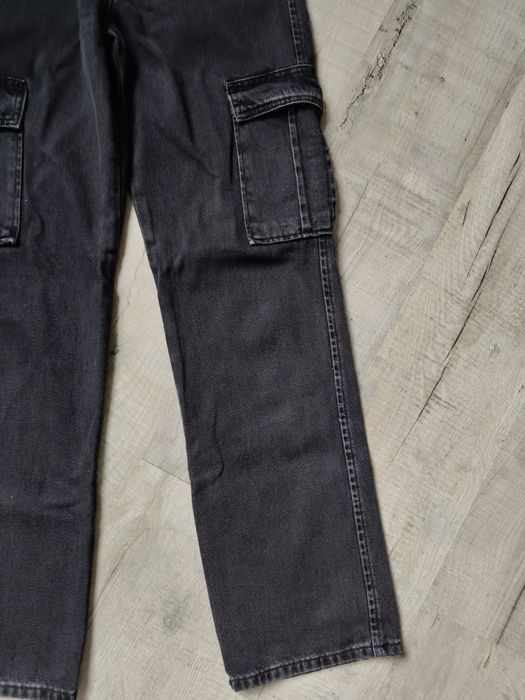 Spodnie jeansowe Stradivarius 36