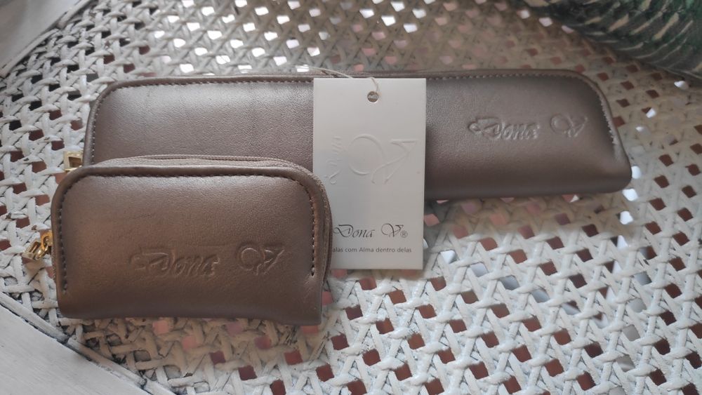 Conjunto estojo+porta moedas pele