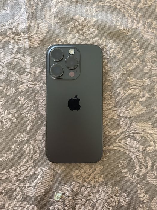 Iphone 15 pro preto
