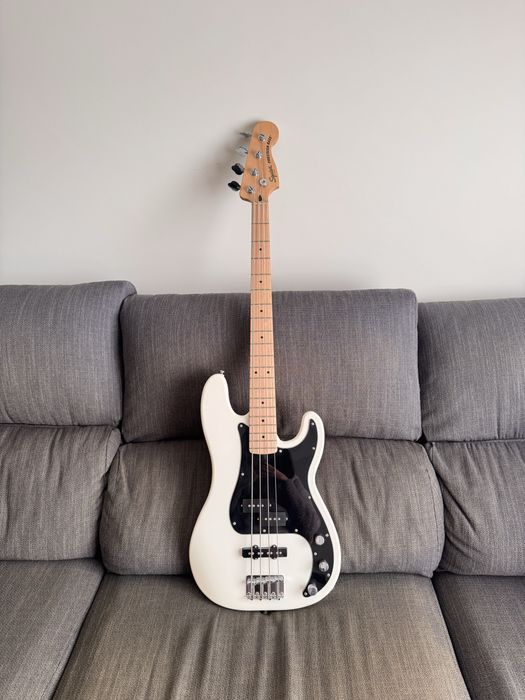 Squier Affinity Series Precision Bass PJ MN