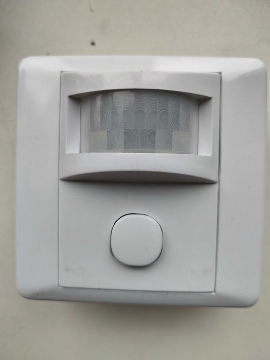 Датчик движения в выключатель