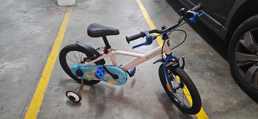 Bicicleta criança 3 a 6 anos