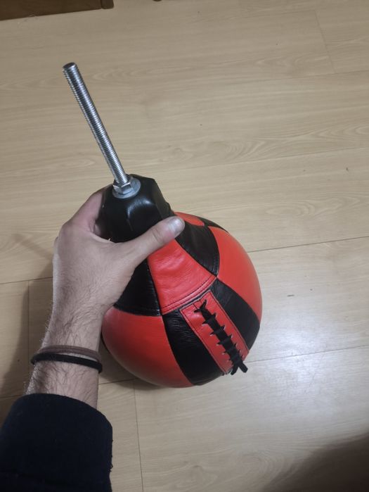 Saco de boxe (máquina de socos)