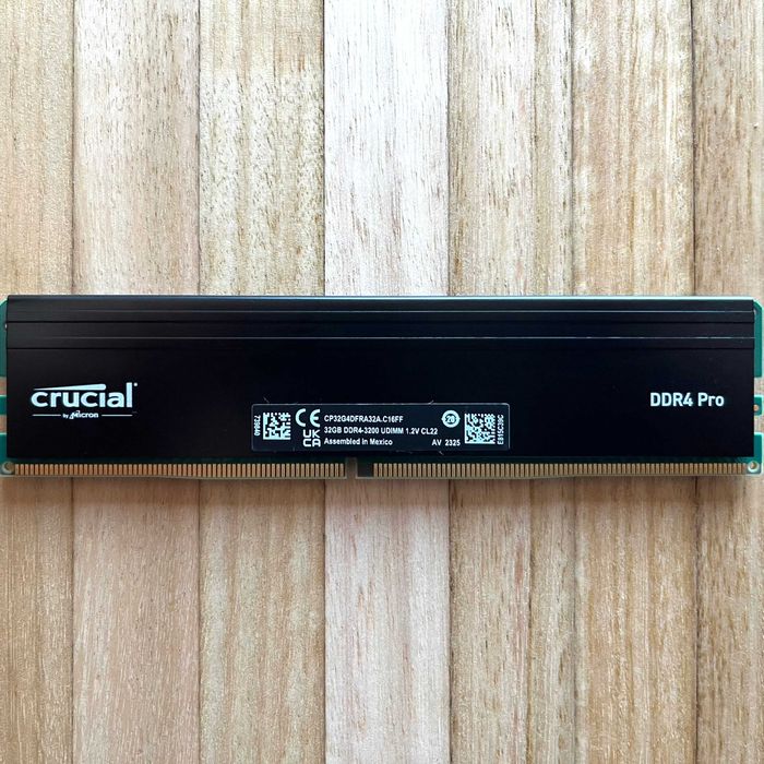 Crucial PRO Series RAM 64GB (2x 32GB) DDR4 3200 MT/s CL22