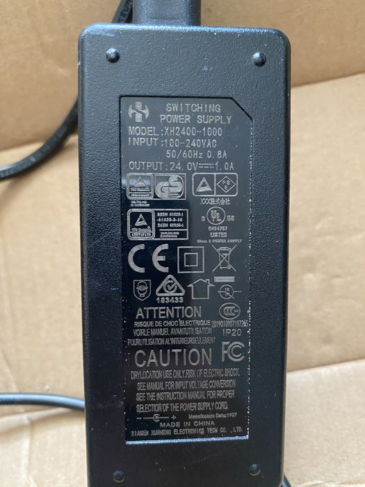 Sprzedam ładowarki do laptopów