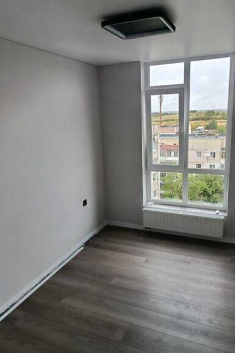 Продаж 2 кім. квартири м. Винники