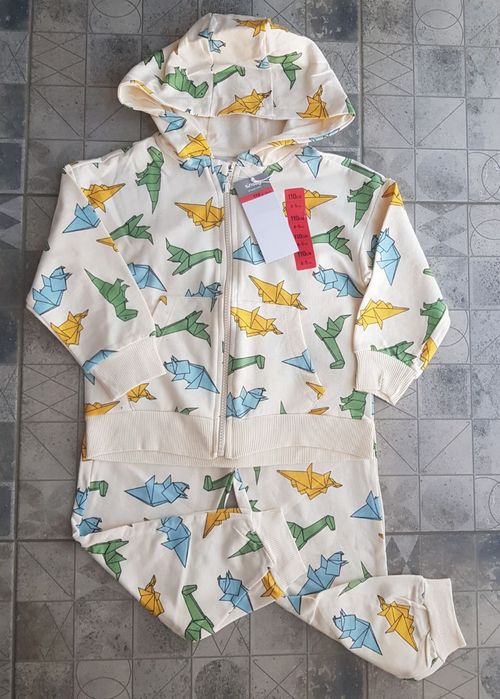 Спортивний костюм для хлопчика 110 розміру