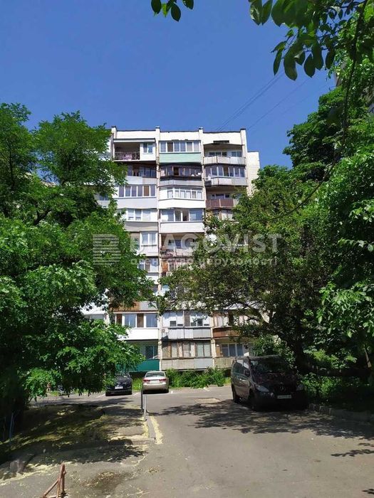 Вигідно! Продаж! На Печерську біля Ботанічного Саду 1-кім квартири