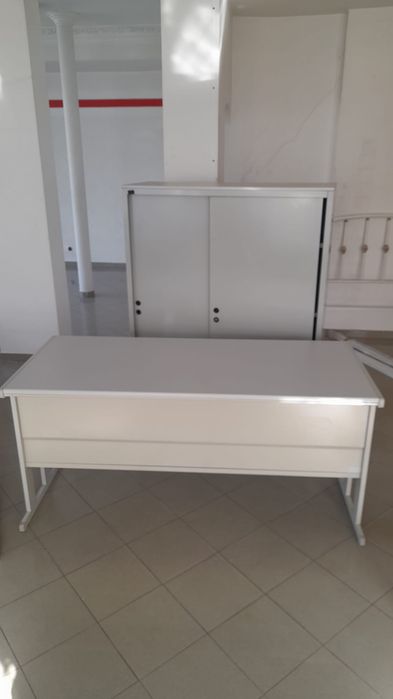 Mesa e estante escritório, 1.60m