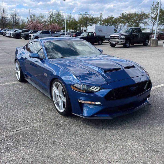 Ford Mustang GT Premium      2023