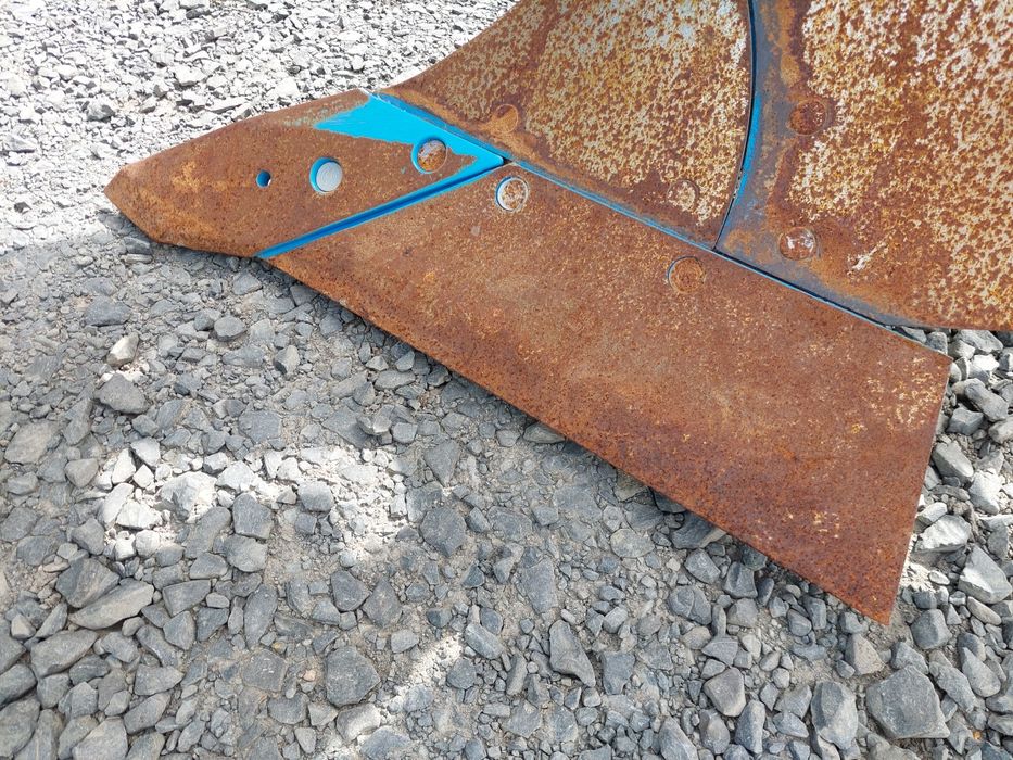 Lemken Opal 120 zabezpieczenie sprężynowe